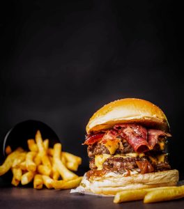 Beylikdüzü Yemek Fotoğrafçılığı ve Sosyal Medya Çekimi – Burger Bite Makyol Yaşam