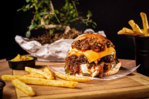 Beylikdüzü Yemek Fotoğrafçılığı ve Sosyal Medya Çekimi – Burger Bite Makyol Yaşam