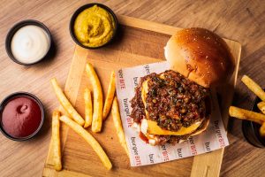 Beylikdüzü Yemek Fotoğrafçılığı ve Sosyal Medya Çekimi – Burger Bite Makyol Yaşam