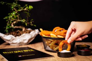 Beylikdüzü Yemek Fotoğrafçılığı ve Sosyal Medya Çekimi – Burger Bite Makyol Yaşam