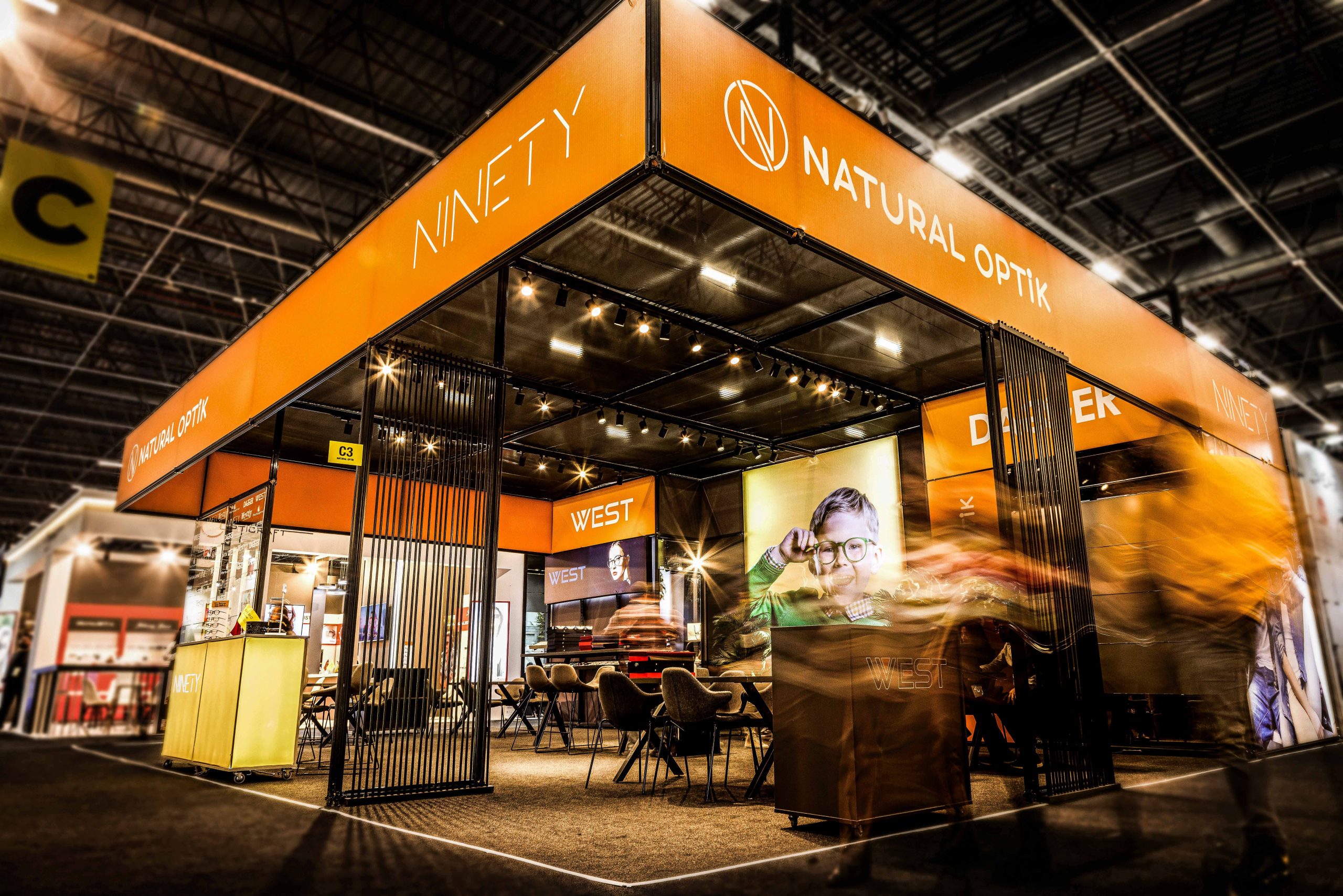 İFM Fuar Merkezi Dinamik Stand ve Sosyal Medya Çekimi – Natural Optik