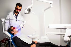 Bahçelievler Diş Kliniği ve Sosyal Medya Fotoğraf Çekimi – Beyaz Işık Diş Klinikleri